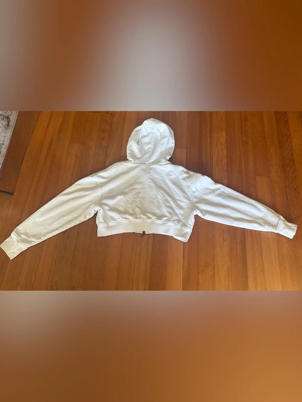Elwood White Cropped Zip-Up Hoodie - Picture 4 of 9
